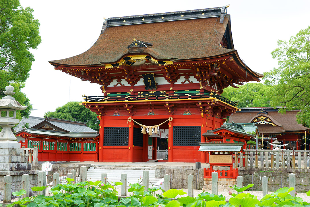 家康公必勝祈願の地 伊賀八幡宮